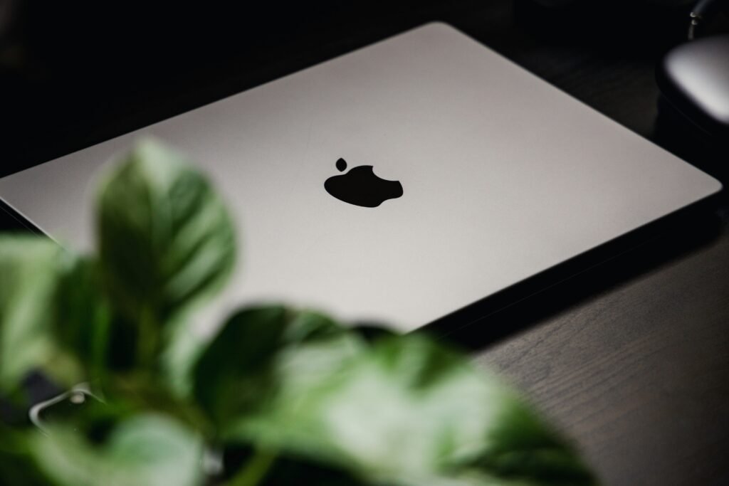 The Future of Apple Local AI Models in iOS 26