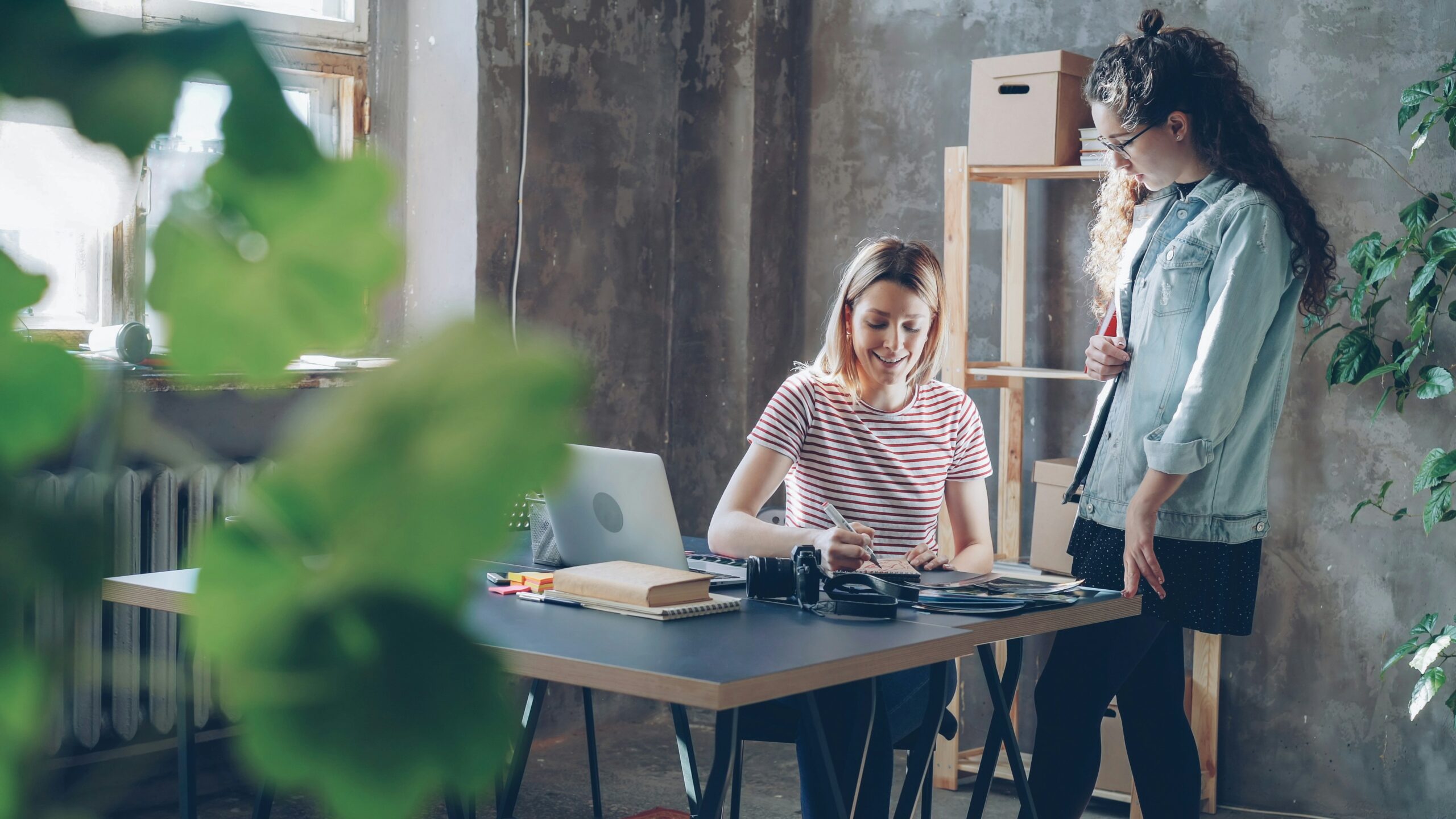 Applying for the Best Personal Loans 2025 with low interest rates
