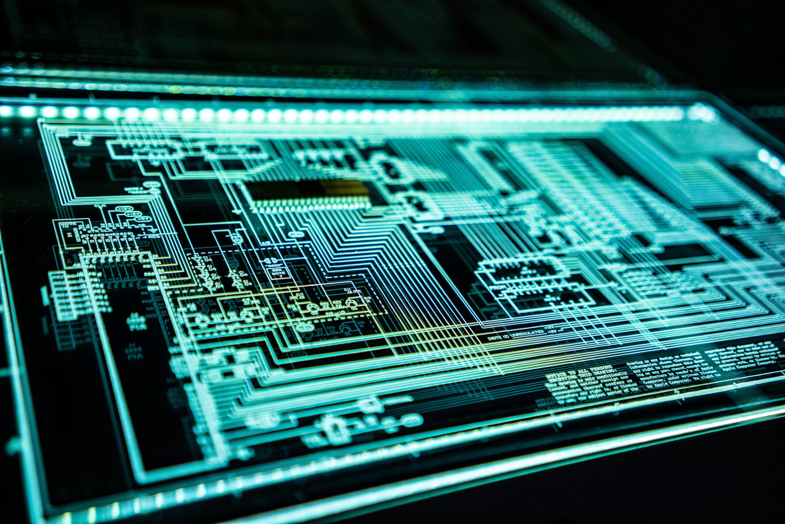 Oneleet raises $33M.
