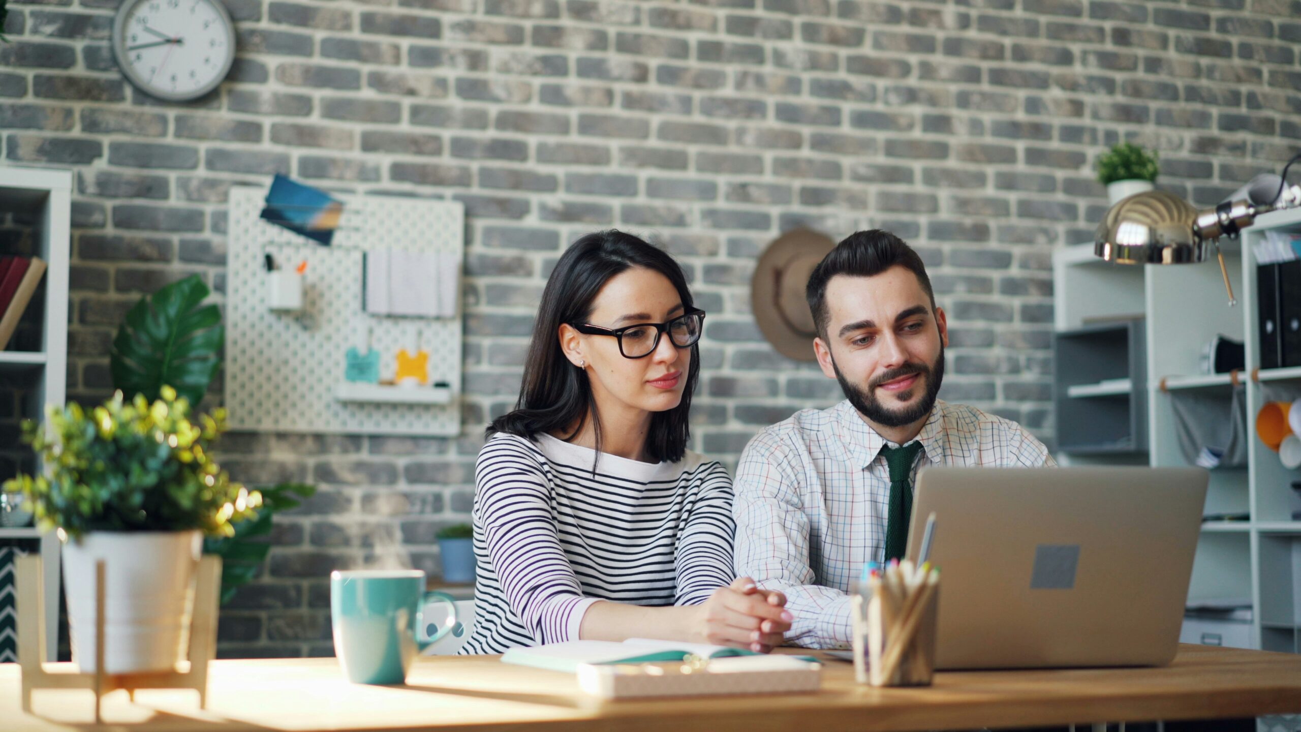 Comparing the Best Personal Loans 2025 online.